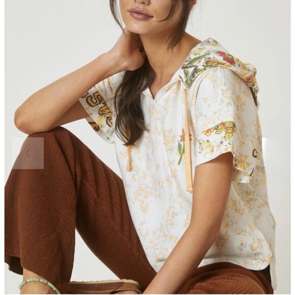 Daily Practice Hoodie Womens XS White Short Sleeve Embroidered Floral Pullover - Picture 1 of 11